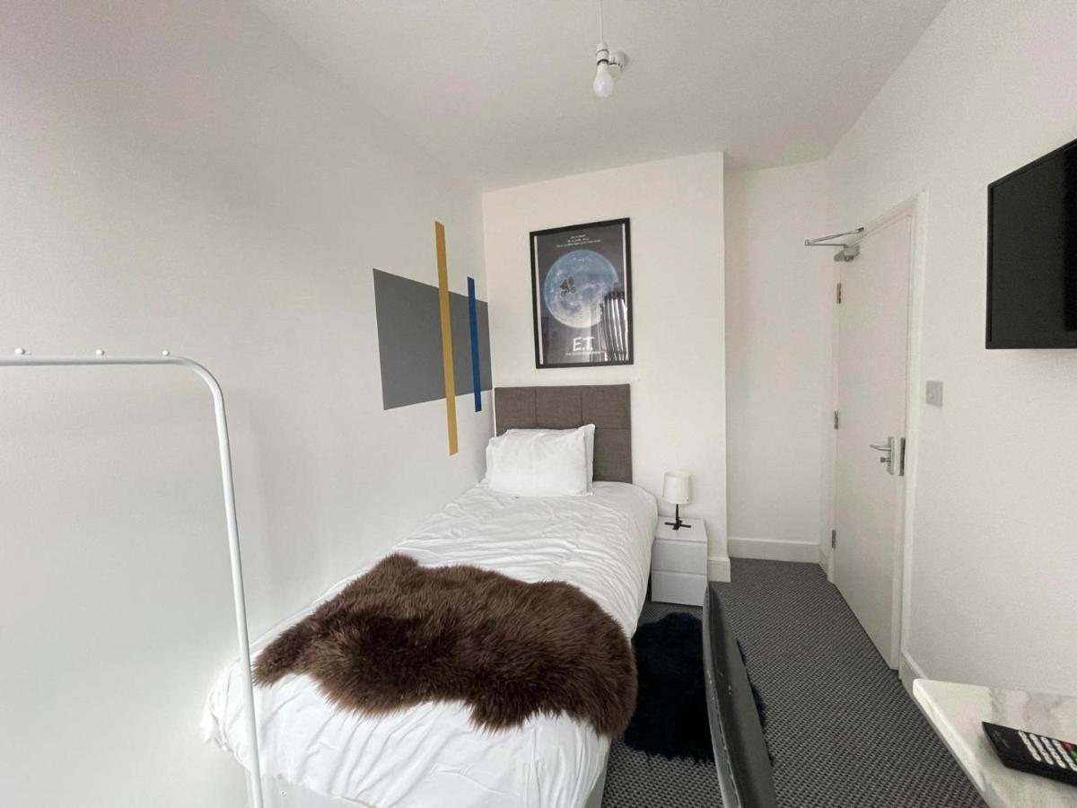 Guest house St Peter's Shared House *